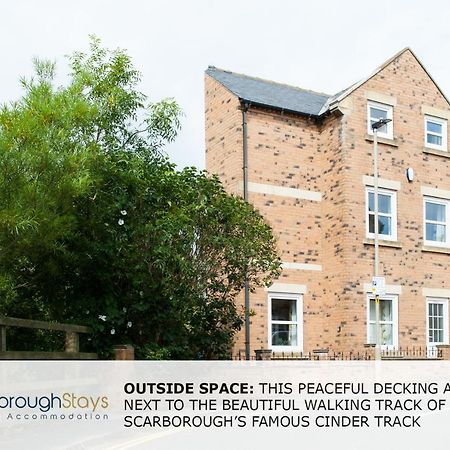 Candler Lodge - 3 Bedroom Townhouse With Parking - Patio Area & Seating Scarborough Esterno foto
