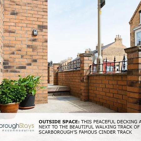 Candler Lodge - 3 Bedroom Townhouse With Parking - Patio Area & Seating Scarborough Esterno foto