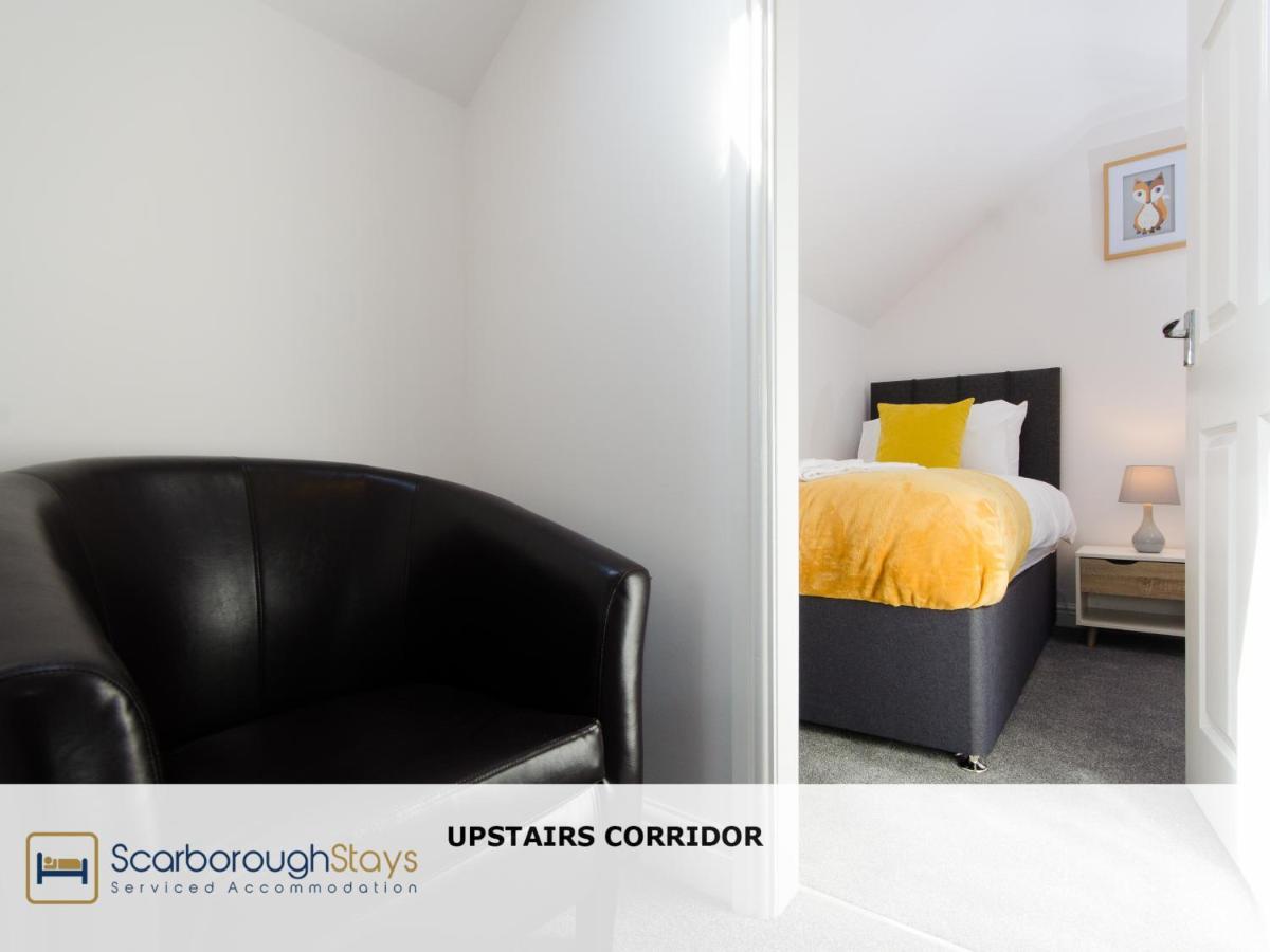 Candler Lodge - 3 Bedroom Townhouse With Parking - Patio Area & Seating Scarborough Esterno foto