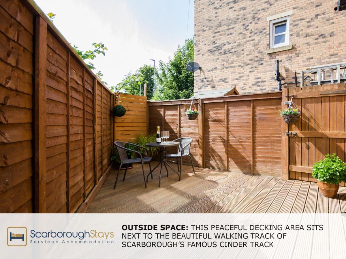 Candler Lodge - 3 Bedroom Townhouse With Parking - Patio Area & Seating Scarborough Esterno foto