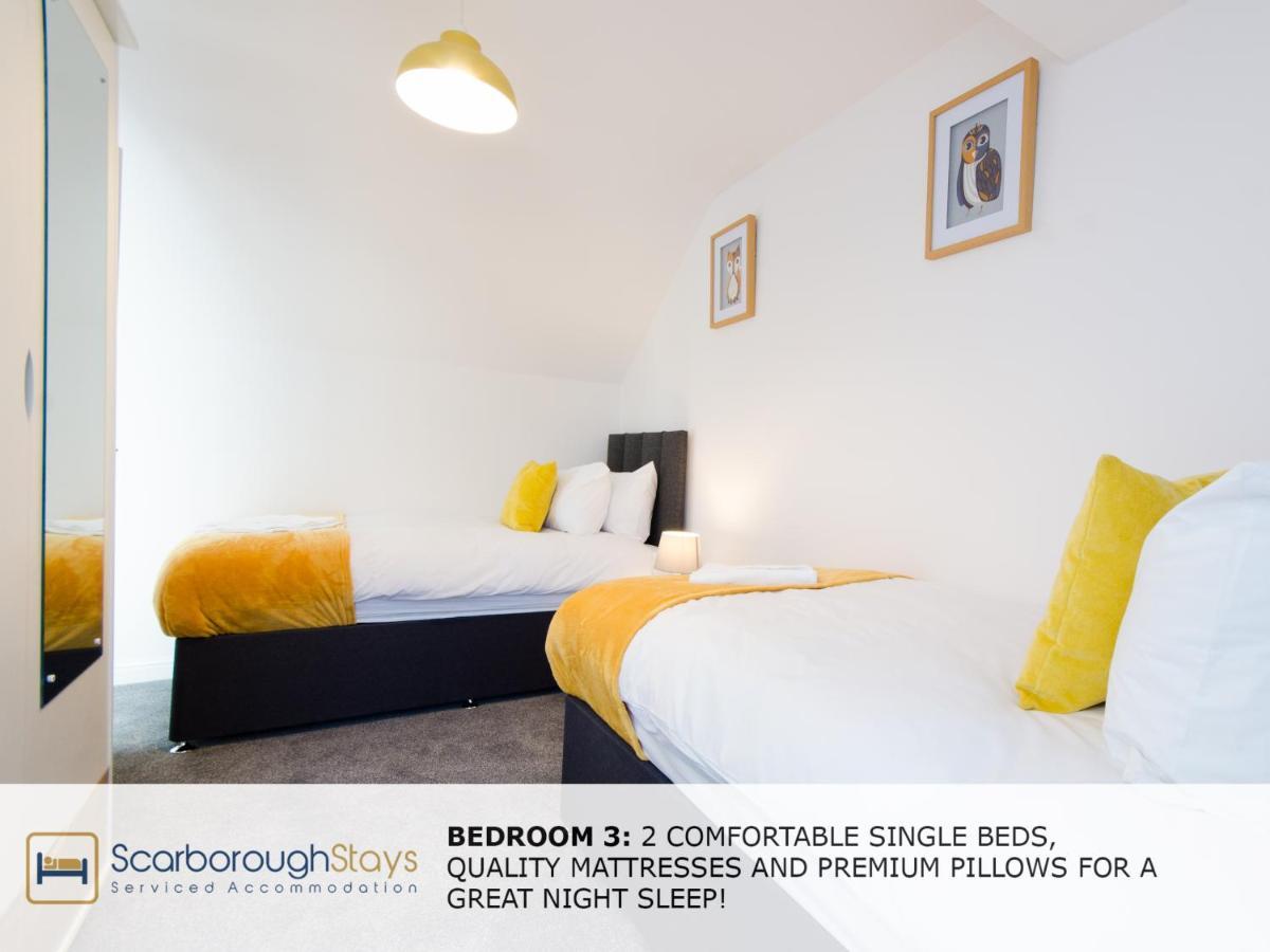 Candler Lodge - 3 Bedroom Townhouse With Parking - Patio Area & Seating Scarborough Esterno foto