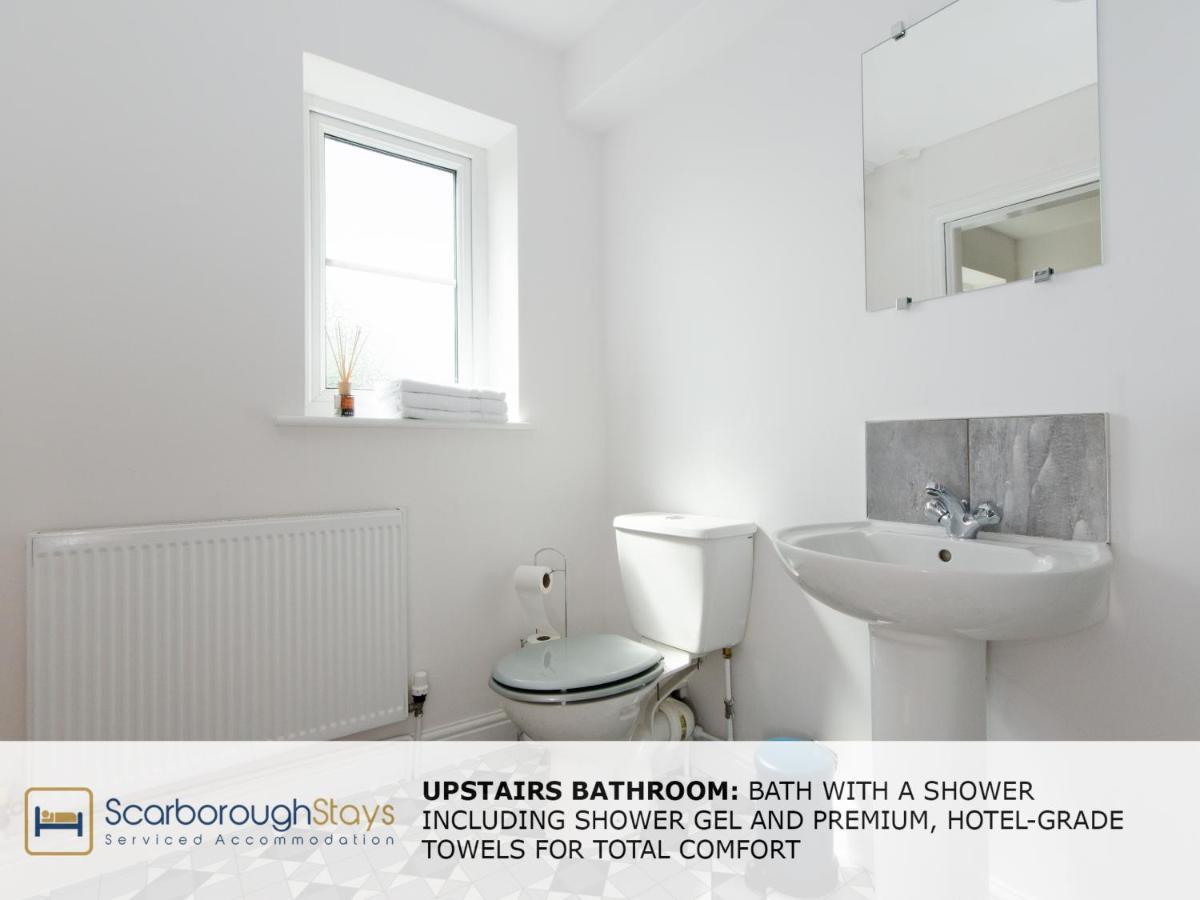 Candler Lodge - 3 Bedroom Townhouse With Parking - Patio Area & Seating Scarborough Esterno foto